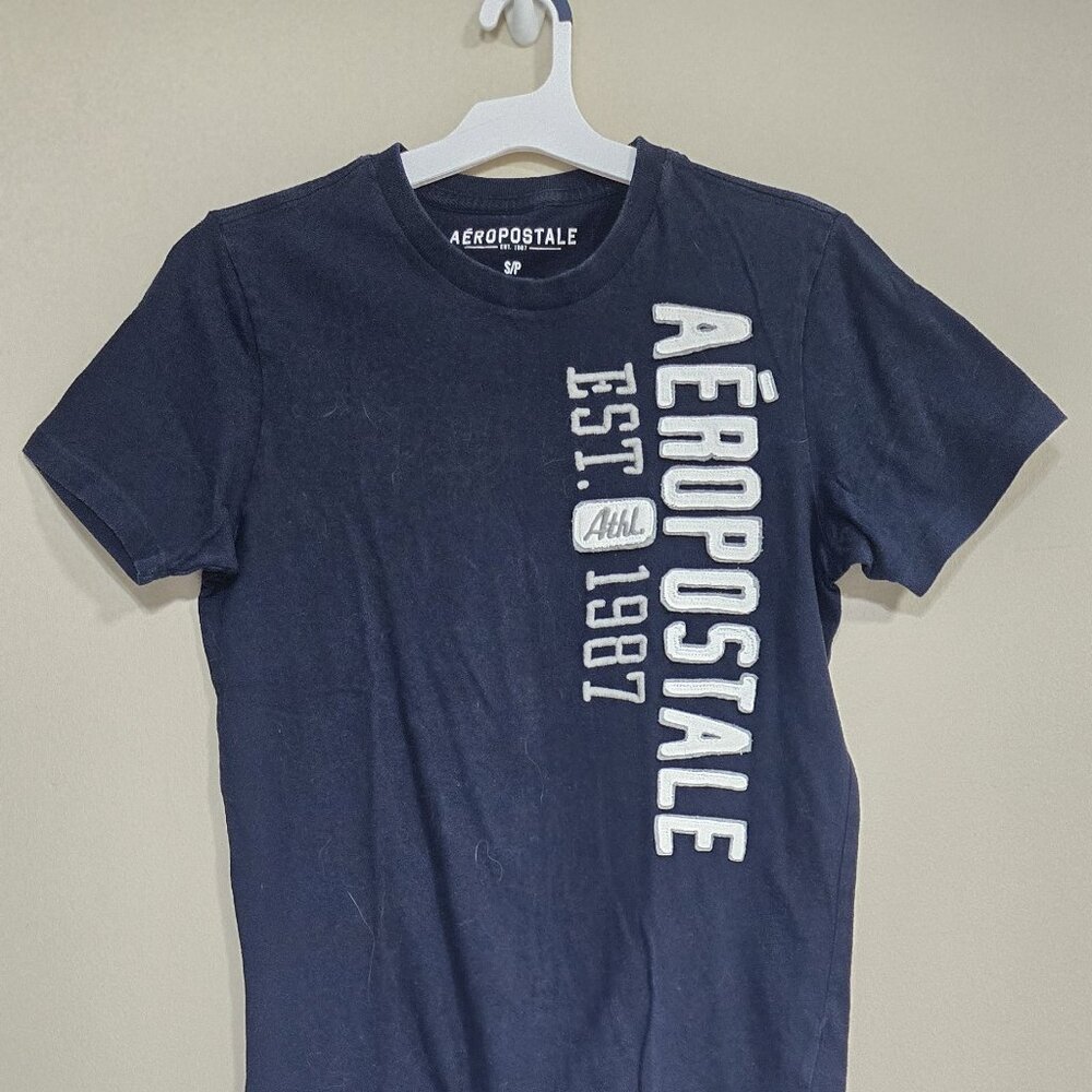 Aéropostale Embroidered Appliqué Graphic T-shirt Mens Size S